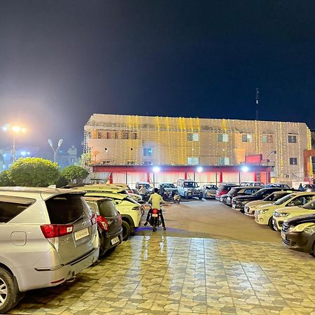 Hotel Emperor Paradise Bilāspur Exterior photo