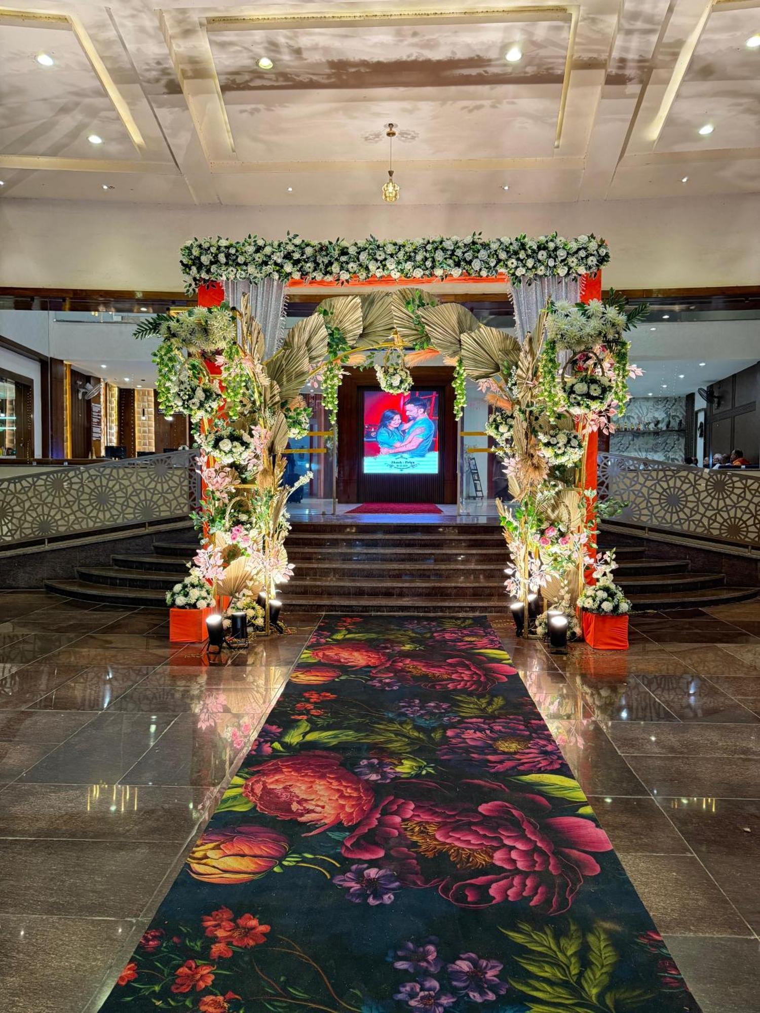 Hotel Emperor Paradise Bilāspur Exterior photo